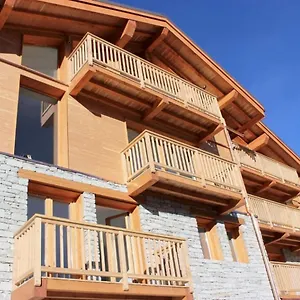 chalet-le-quartz.hotels-rhonealpes.com/