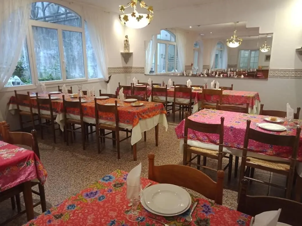 Hotel Calvaire Lourdes